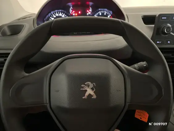 PEUGEOT PARTNER III - voiture d'occasion - Photo 27