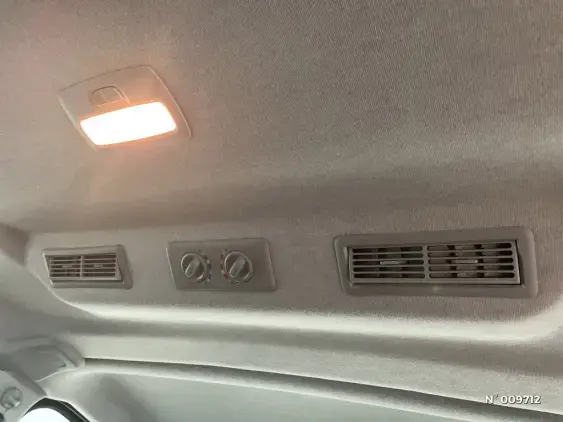 RENAULT TRAFIC III - voiture d'occasion - Photo 32