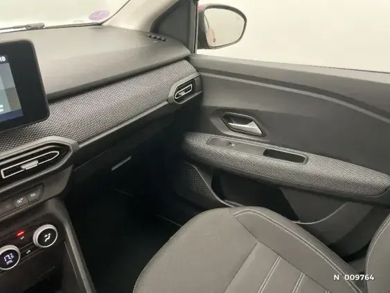 DACIA SANDERO III - voiture d'occasion - Photo 35