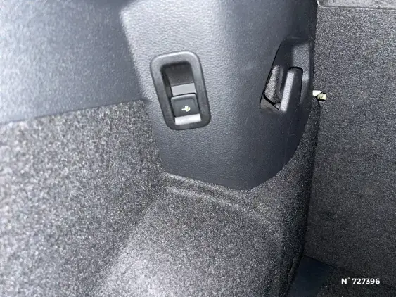 VOLKSWAGEN GOLF VIII - voiture d'occasion - Photo 26