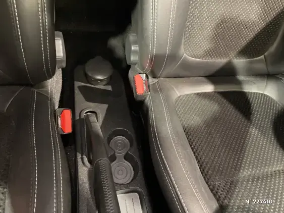 RENAULT CLIO IV - voiture d'occasion - Photo 32