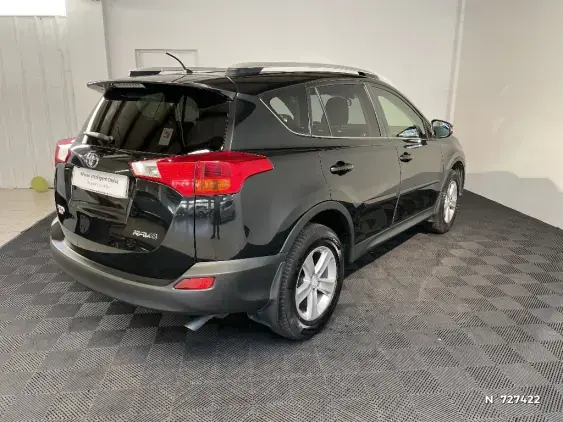 TOYOTA RAV4 IV - voiture d'occasion - Photo 4