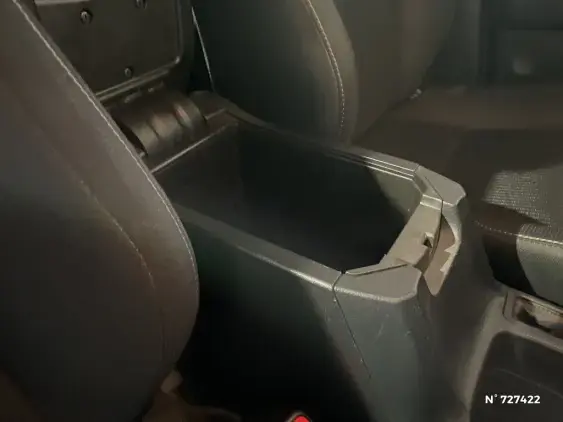 TOYOTA RAV4 IV - voiture d'occasion - Photo 43