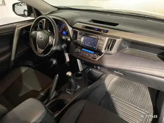 TOYOTA RAV4 IV - voiture d'occasion - Photo 45