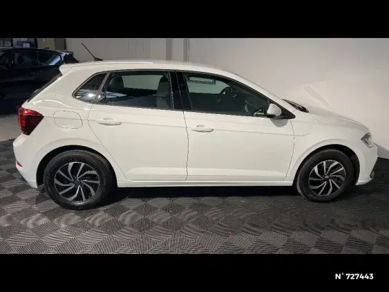 VOLKSWAGEN POLO VI - voiture d'occasion - Photo 5