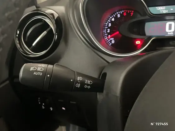 RENAULT CAPTUR - voiture d'occasion - Photo 29