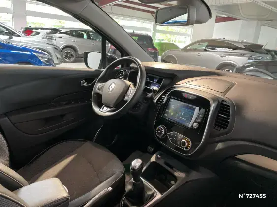 RENAULT CAPTUR - voiture d'occasion - Photo 9