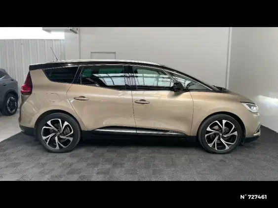 RENAULT SCENIC IV - voiture d'occasion - Photo 5