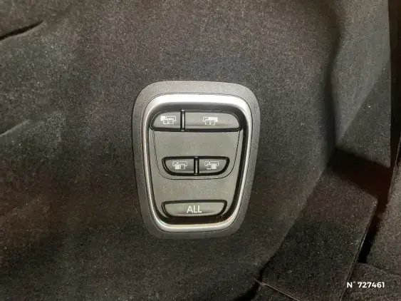 RENAULT SCENIC IV - voiture d'occasion - Photo 21