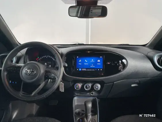 TOYOTA AYGO X - voiture d'occasion - Photo 9