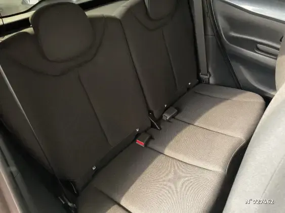 TOYOTA AYGO X - voiture d'occasion - Photo 11