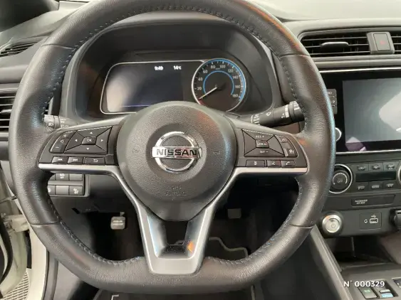 NISSAN LEAF II - voiture d'occasion - Photo 28