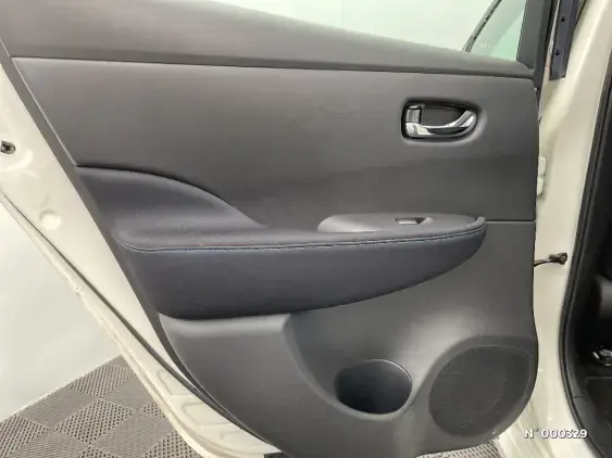 NISSAN LEAF II - voiture d'occasion - Photo 33