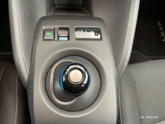 NISSAN LEAF II - voiture d'occasion - Photo 24