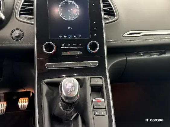 RENAULT SCENIC IV - voiture d'occasion - Photo 27