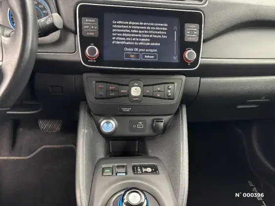 NISSAN LEAF II - voiture d'occasion - Photo 28