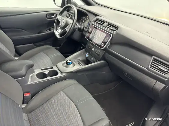 NISSAN LEAF II - voiture d'occasion - Photo 10