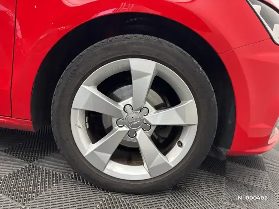 AUDI A1 - voiture d'occasion - Photo 8