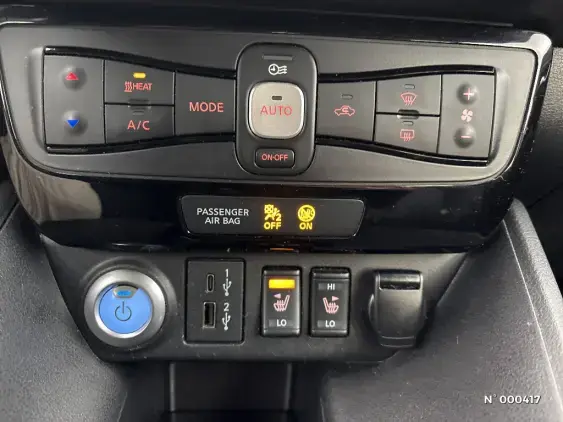 NISSAN LEAF II - voiture d'occasion - Photo 28