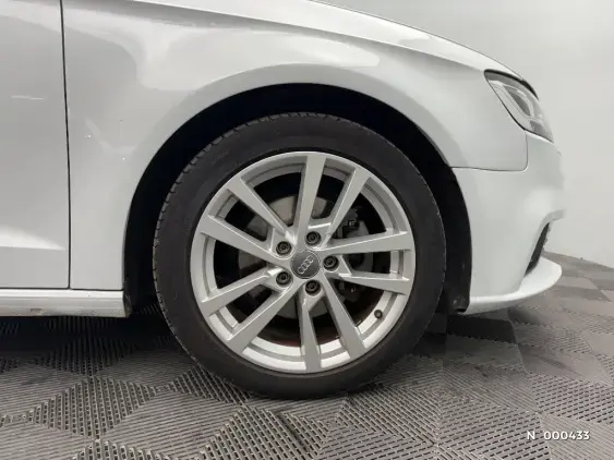 AUDI A3 SPORTBACK IV - voiture d'occasion - Photo 8