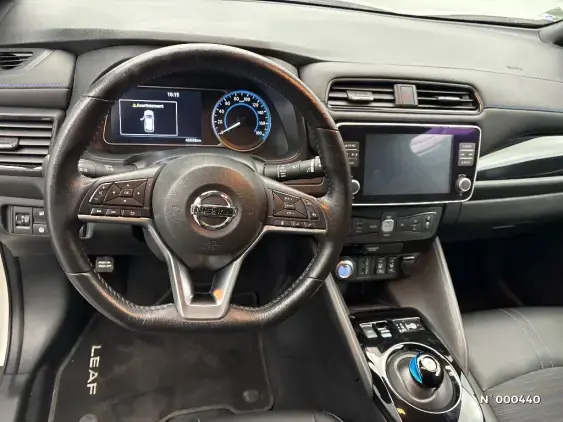 NISSAN LEAF II - voiture d'occasion - Photo 29
