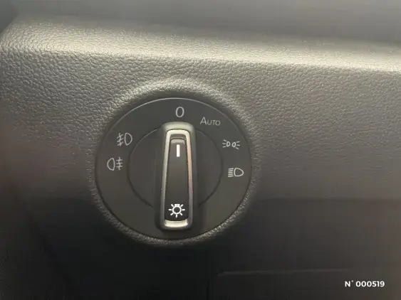 VOLKSWAGEN T-ROC - voiture d'occasion - Photo 15