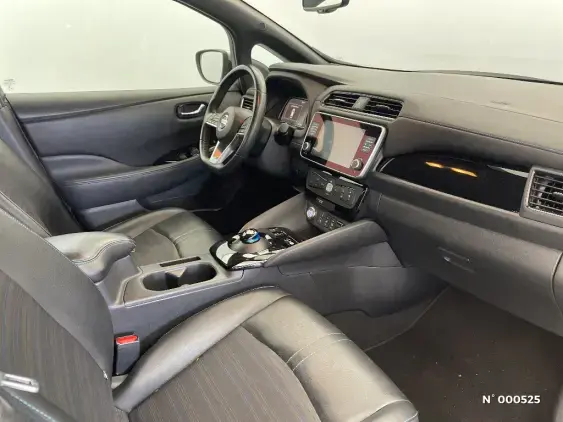NISSAN LEAF II - voiture d'occasion - Photo 10