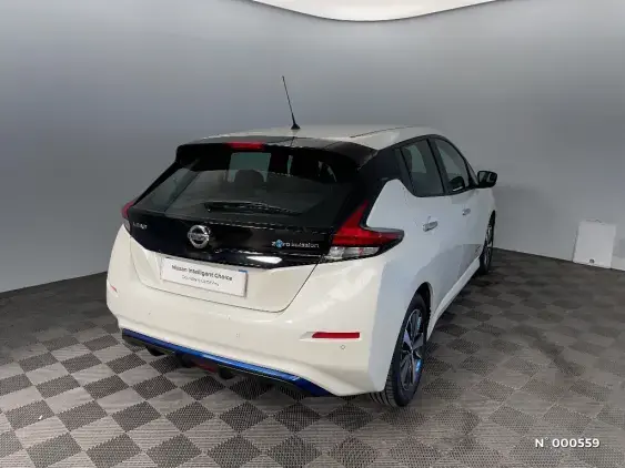 NISSAN LEAF II - voiture d'occasion - Photo 4