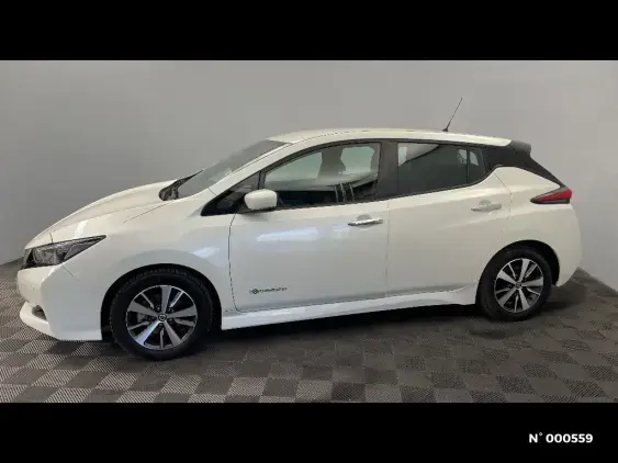 NISSAN LEAF II - voiture d'occasion - Photo 2