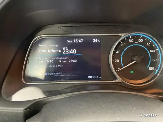 NISSAN LEAF II - voiture d'occasion - Photo 12