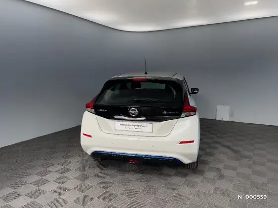 NISSAN LEAF II - voiture d'occasion - Photo 6