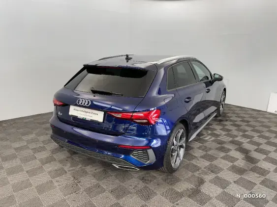 AUDI A3 SPORTBACK IV - voiture d'occasion - Photo 4