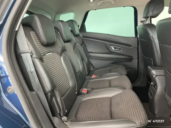 RENAULT SCENIC IV - voiture d'occasion - Photo 11