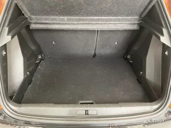 PEUGEOT 2008 II - voiture d'occasion - Photo 7