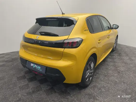 PEUGEOT 208 BUSINESS R II - voiture d'occasion - Photo 4