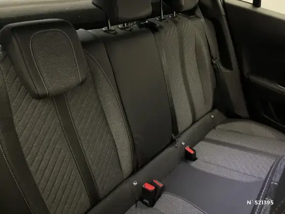 PEUGEOT 2008 II - voiture d'occasion - Photo 11