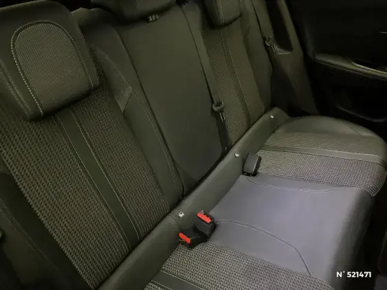 PEUGEOT 2008 II - voiture d'occasion - Photo 11