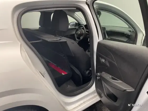PEUGEOT 208 II - voiture d'occasion - Photo 11