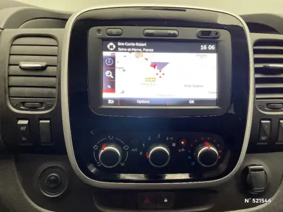 RENAULT TRAFIC III - voiture d'occasion - Photo 12