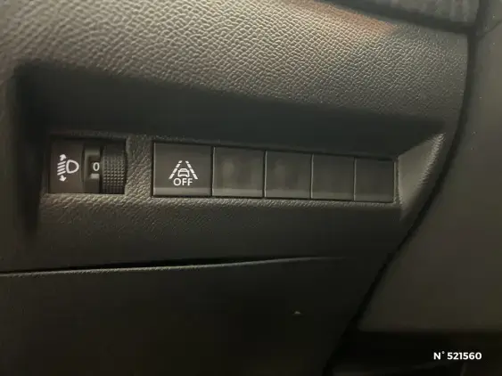 PEUGEOT 208 II - voiture d'occasion - Photo 14