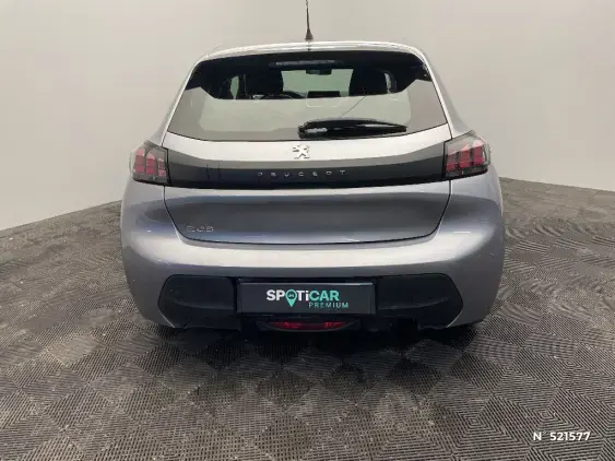 PEUGEOT 208 II - voiture d'occasion - Photo 6