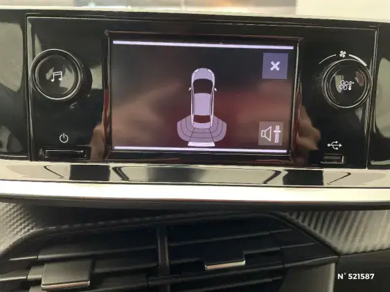 PEUGEOT 208 II - voiture d'occasion - Photo 12