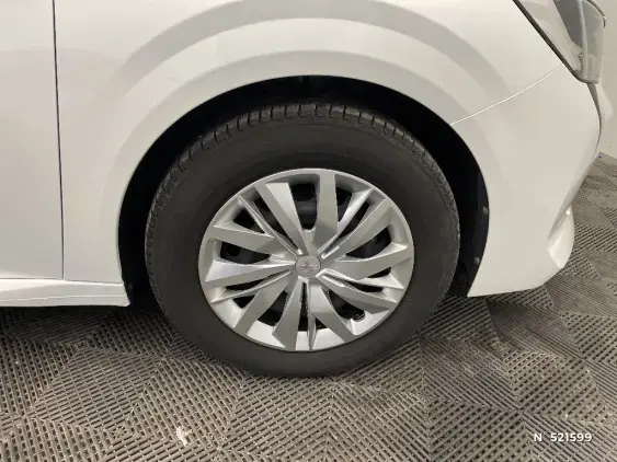 PEUGEOT 208 II - voiture d'occasion - Photo 8