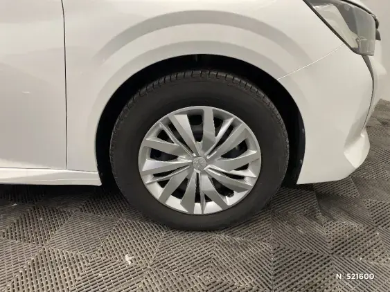 PEUGEOT 208 II - voiture d'occasion - Photo 8