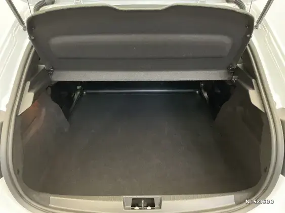 PEUGEOT 208 II - voiture d'occasion - Photo 7