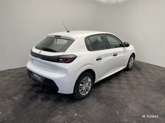 PEUGEOT 208 II - voiture d'occasion - Photo 4