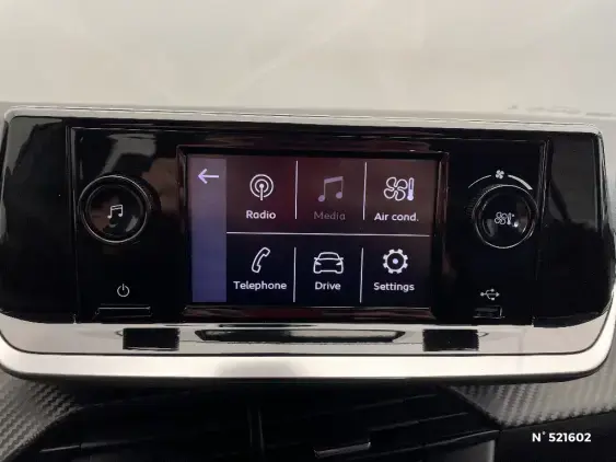 PEUGEOT 208 II - voiture d'occasion - Photo 10