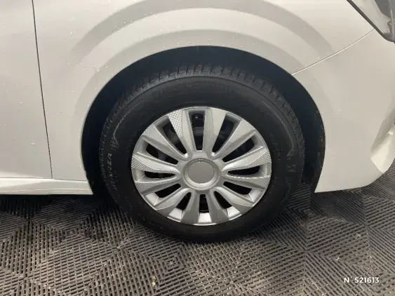 PEUGEOT 208 II - voiture d'occasion - Photo 8