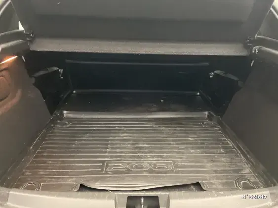 PEUGEOT 208 II - voiture d'occasion - Photo 7