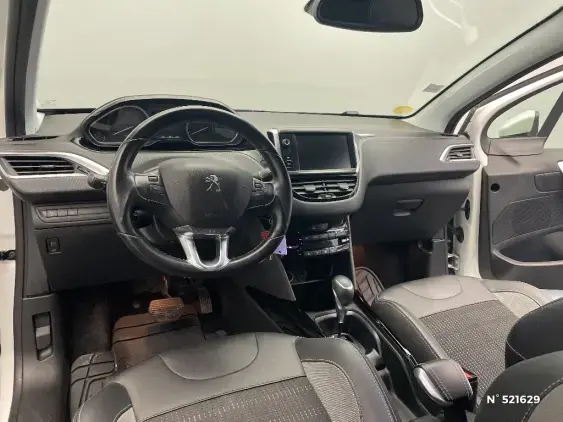 PEUGEOT 2008 - voiture d'occasion - Photo 9